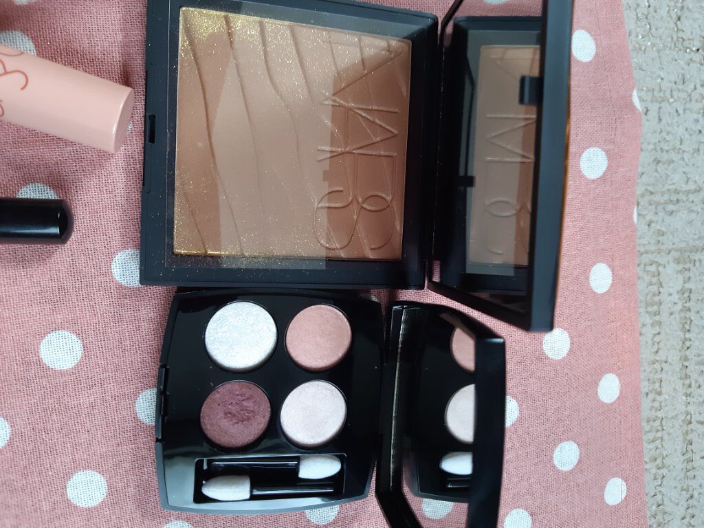 パラダイスファウンド ブロンズパウダー/NARS/パウダーチークを使ったクチコミ（2枚目）