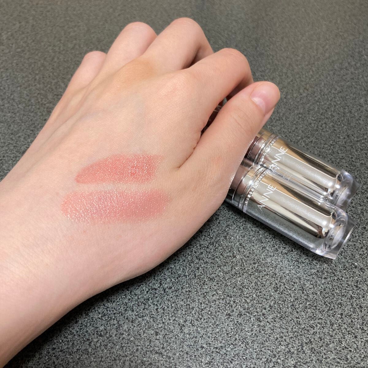 ラスティンググロスリップ/CEZANNE/口紅を使ったクチコミ(2枚目)