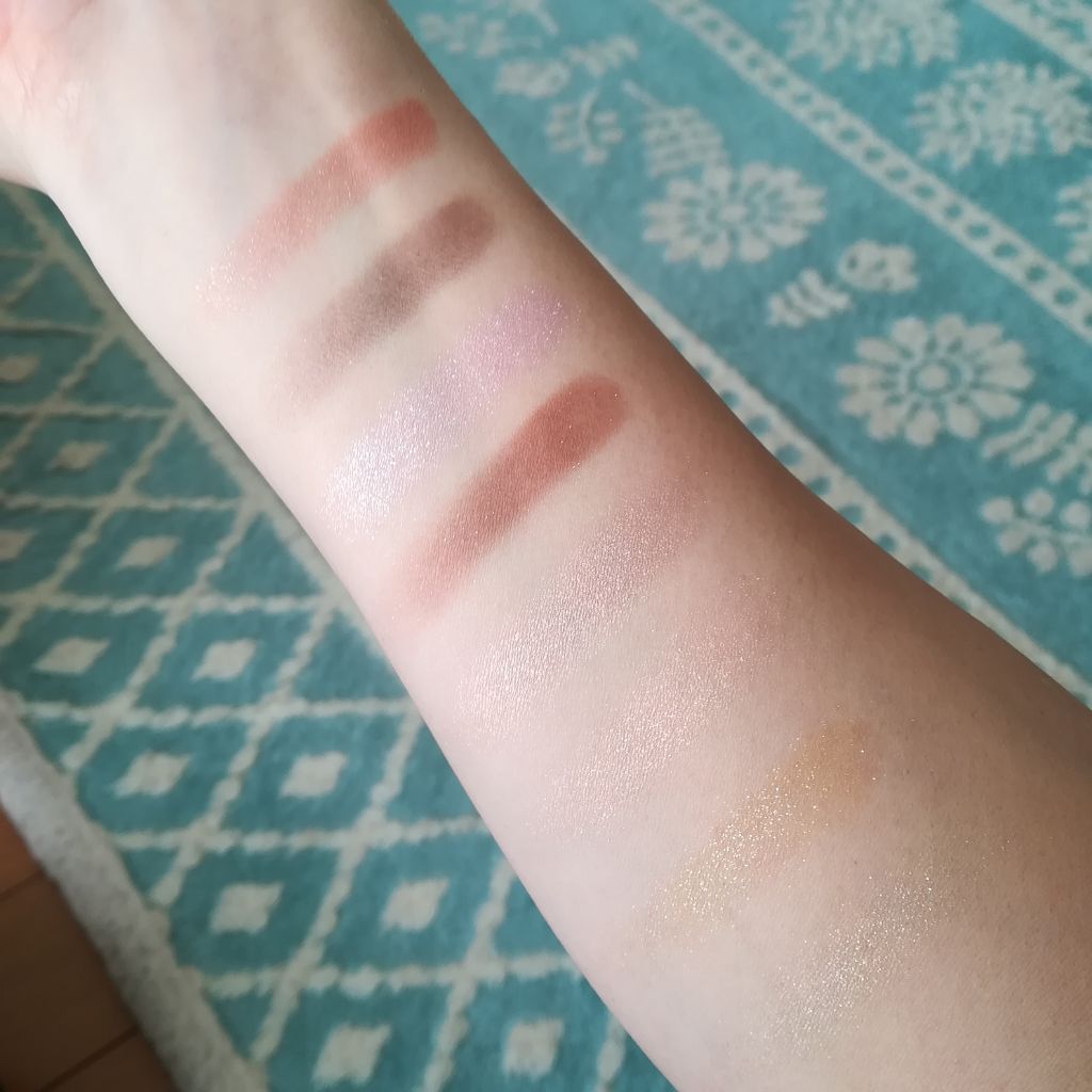 コンパクトアディクション “パーティタッチ”/ADDICTION/アイシャドウパレットを使ったクチコミ(3枚目)