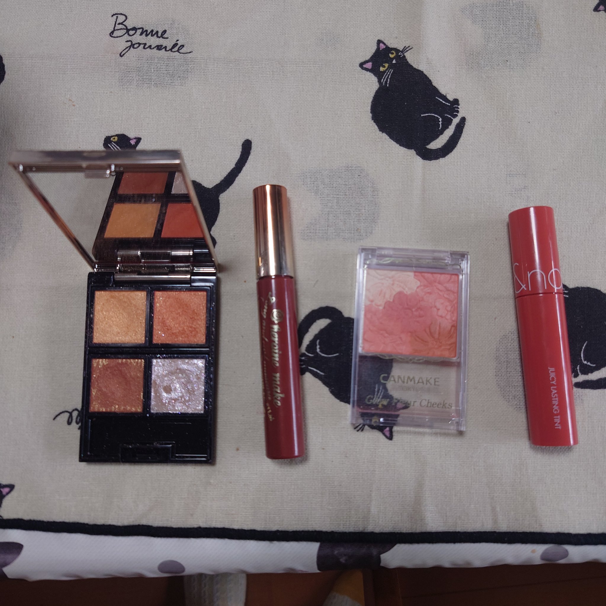 ドラマティックアイカラー (パウダー)/(クリーム)/マキアージュ/アイシャドウパレットを使ったクチコミ（2枚目）