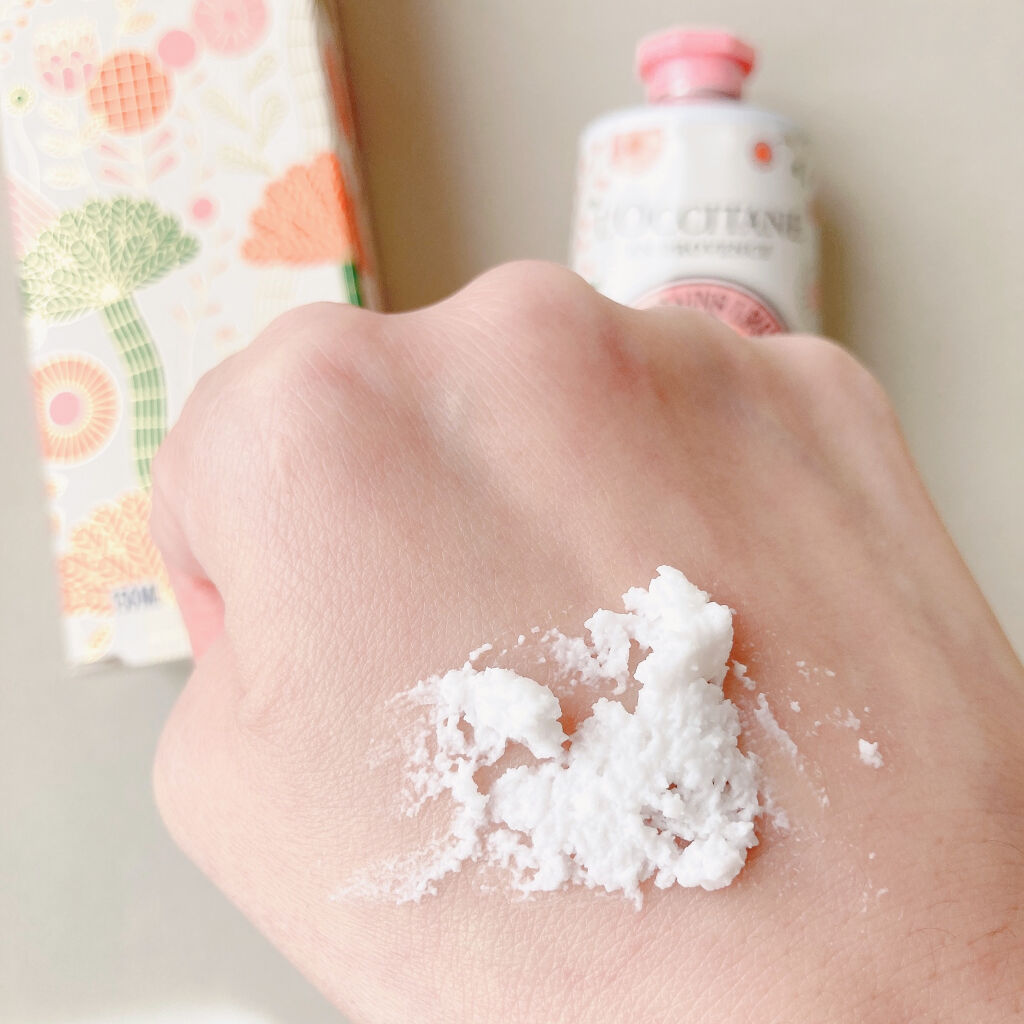 フローラルコットン スノーシア ハンドクリーム/L'OCCITANE/ハンドクリームを使ったクチコミ（2枚目）