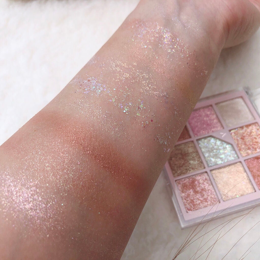 グリッターペディアアイパレット/unleashia/アイシャドウパレットを使ったクチコミ(4枚目)
