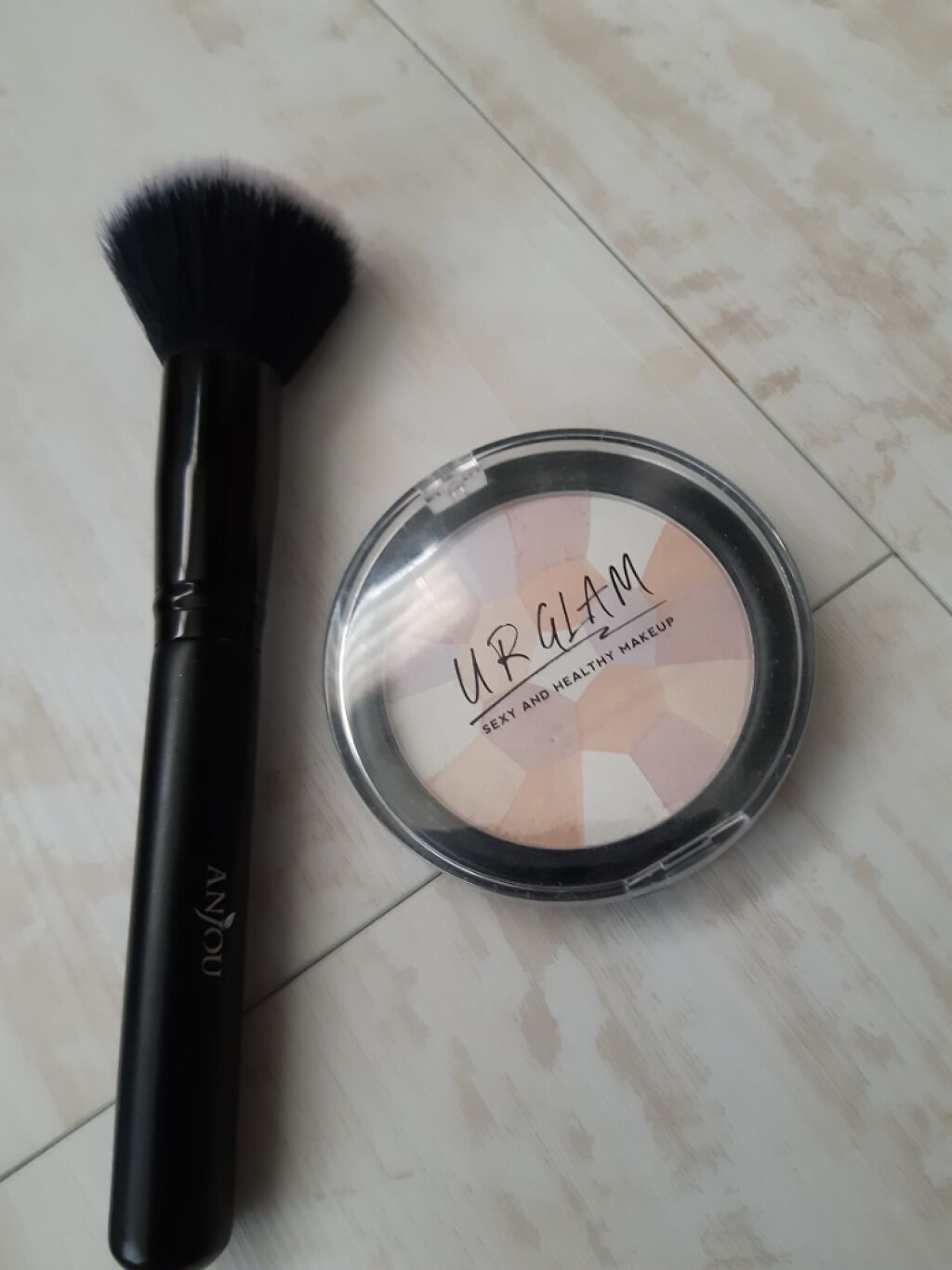 UR GLAM　MARBLE FACE POWDER/U R GLAM/プレストパウダーを使ったクチコミ（1枚目）