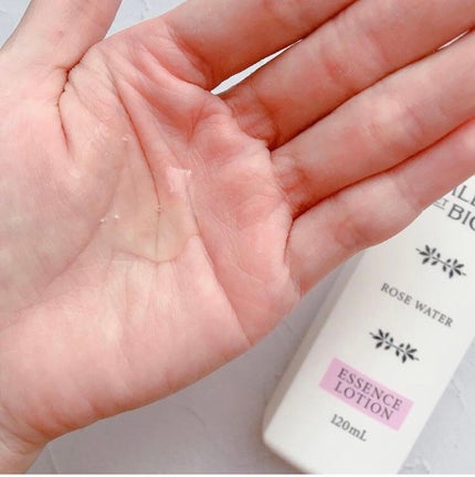 ナチュリーホワイトエッセンスローション/CALEIDO ET BICE/化粧水を使ったクチコミ(2枚目)