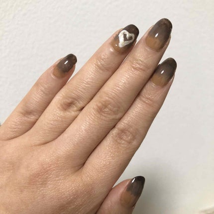 クイッククリスタルコート/ネイリスト/ネイルトップコートを使ったクチコミ(2枚目)