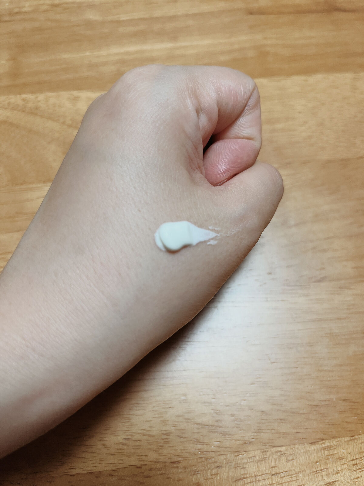 アンプルN ヒアルロンショットサンクリーム/ANPLE:N/日焼け止め・UVケアを使ったクチコミ（3枚目）