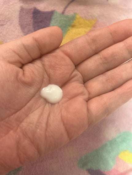 ニベア スキンミルク クリーミィ ほのかなフローラルの香り/ニベア/ボディミルクを使ったクチコミ(2枚目)