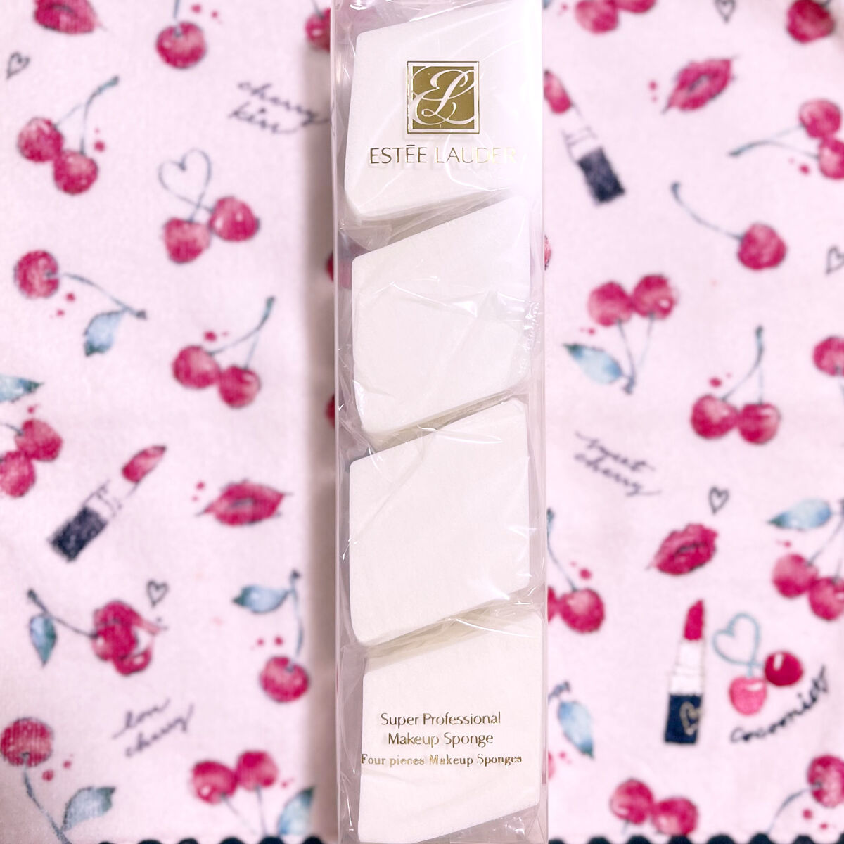 ESTEE LAUDER スーパー プロフェッショナル メークアップ スポンジのクチコミ「ESTEE LAUDER
スーパー プロフェッショナル メークアップ スポンジ


私のお気に.....」（1枚目）