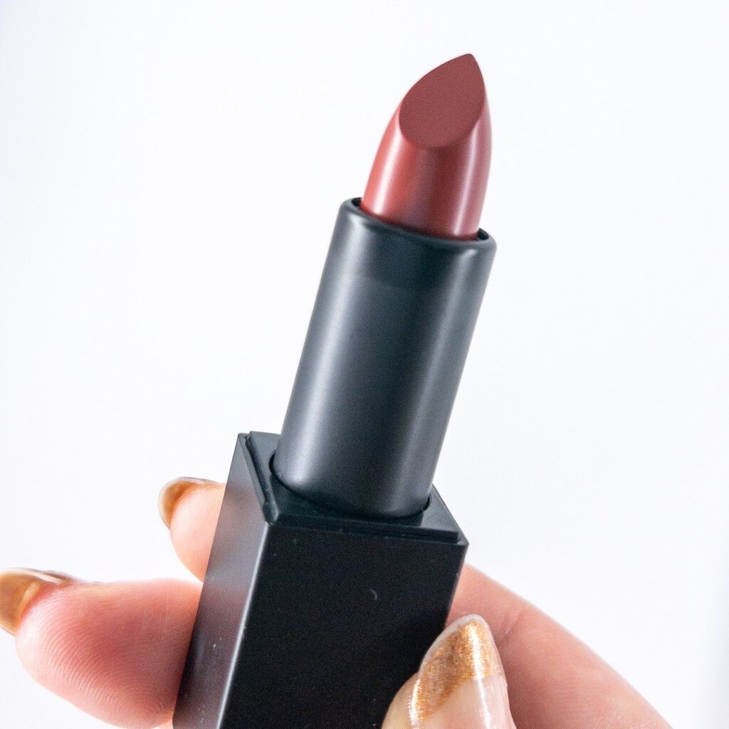 シアーバームティント #04 クリスマスローズ/＋ni/リップティントを使ったクチコミ（2枚目）