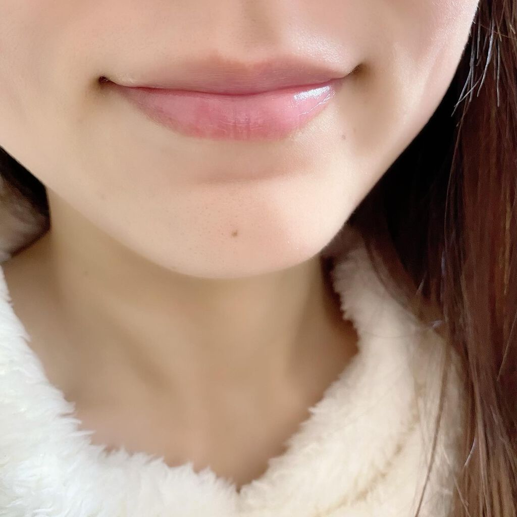 プレミアムメルティリップ 花咲く蜂蜜の香り/メンソレータム/リップクリームを使ったクチコミ（3枚目）