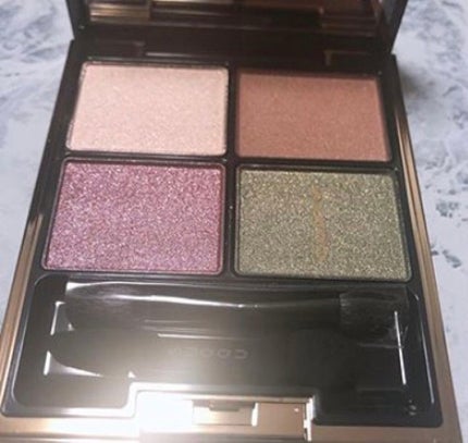 デザイニング カラー アイズ/SUQQU/アイシャドウパレットを使ったクチコミ(2枚目)