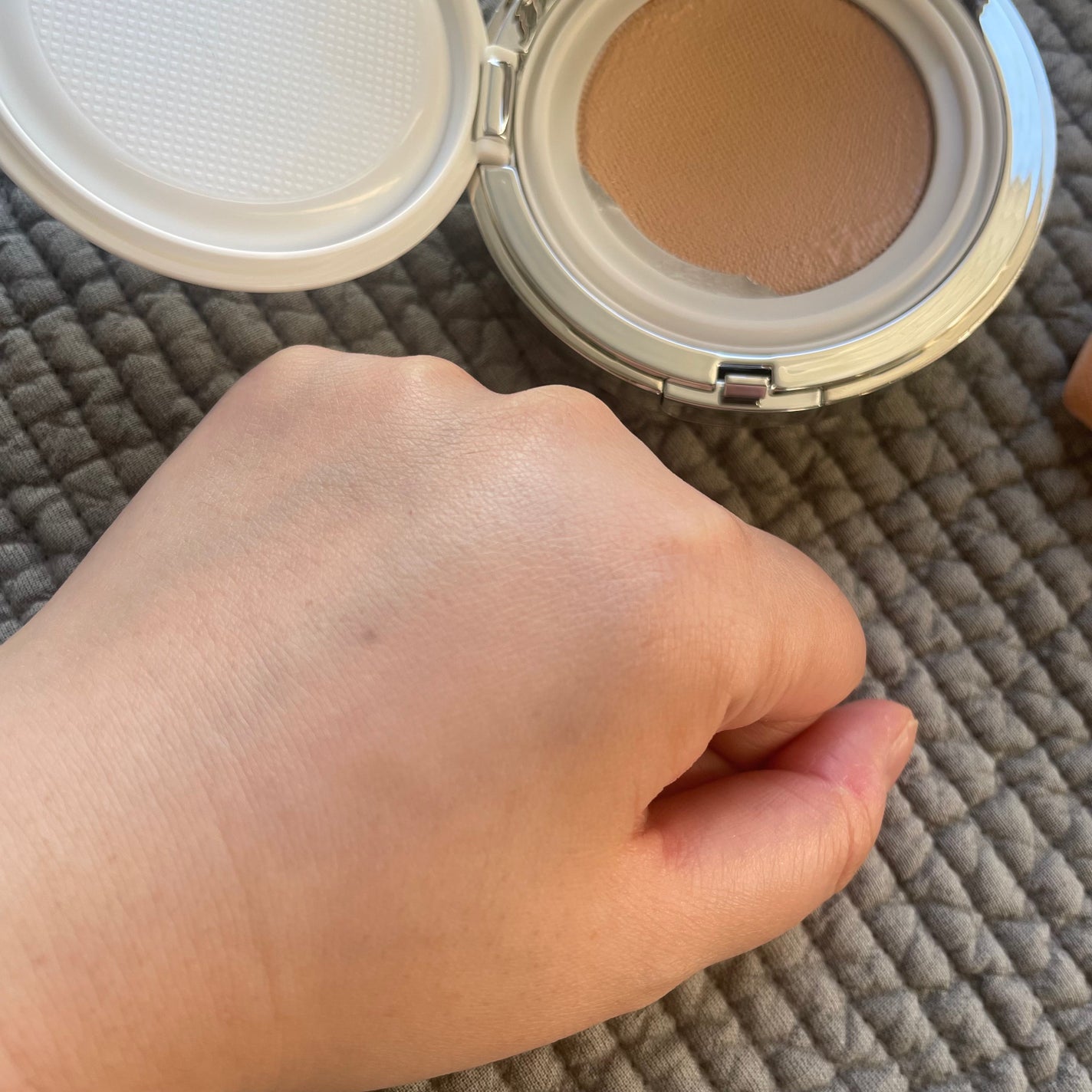 グリーミングテンションパクト/2aN/クリーム・エマルジョンファンデーションを使ったクチコミ(3枚目)