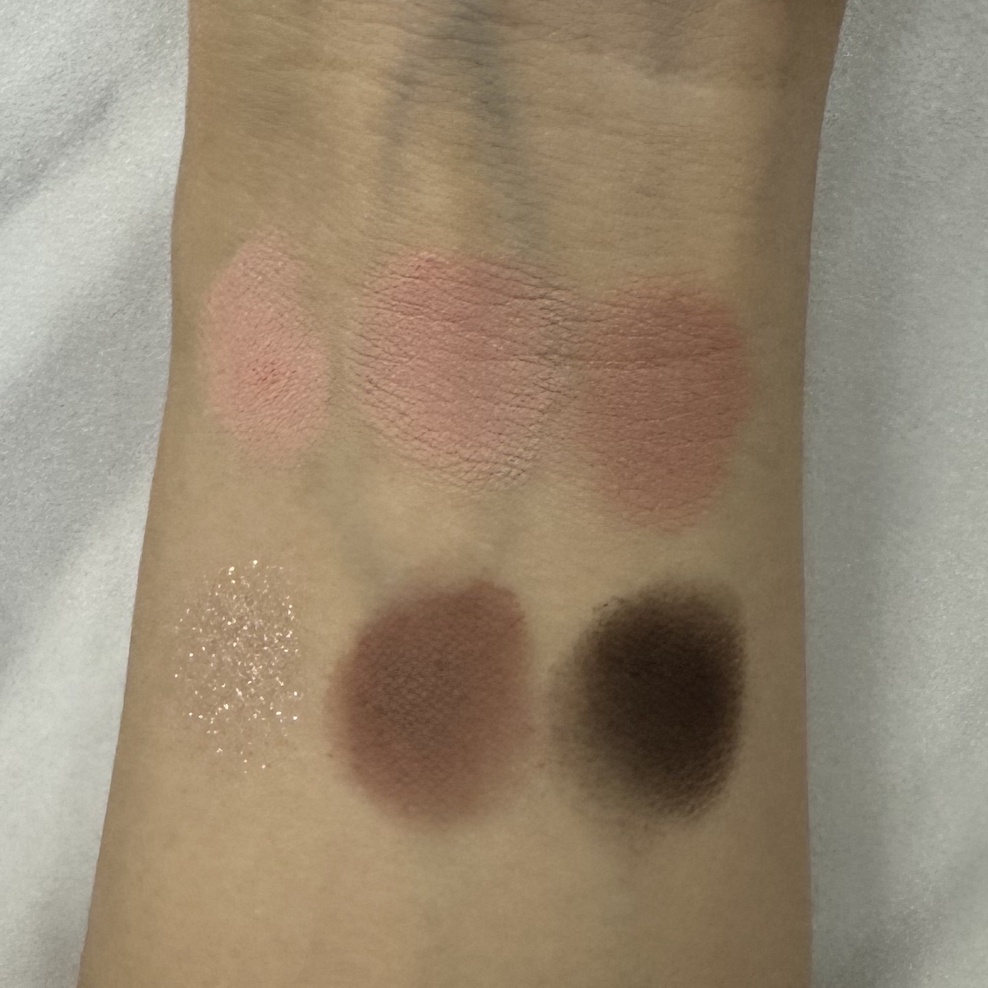 レディートゥーウェアアイパレット 04 ヴィンテージフラワー/BBIA/アイシャドウパレットを使ったクチコミ（3枚目）