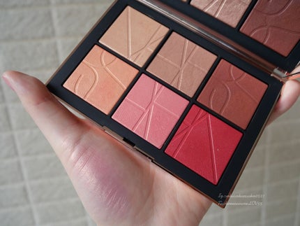 オーガズム オン ザ ビーチ チークパレット/NARS/パウダーチークを使ったクチコミ(2枚目)