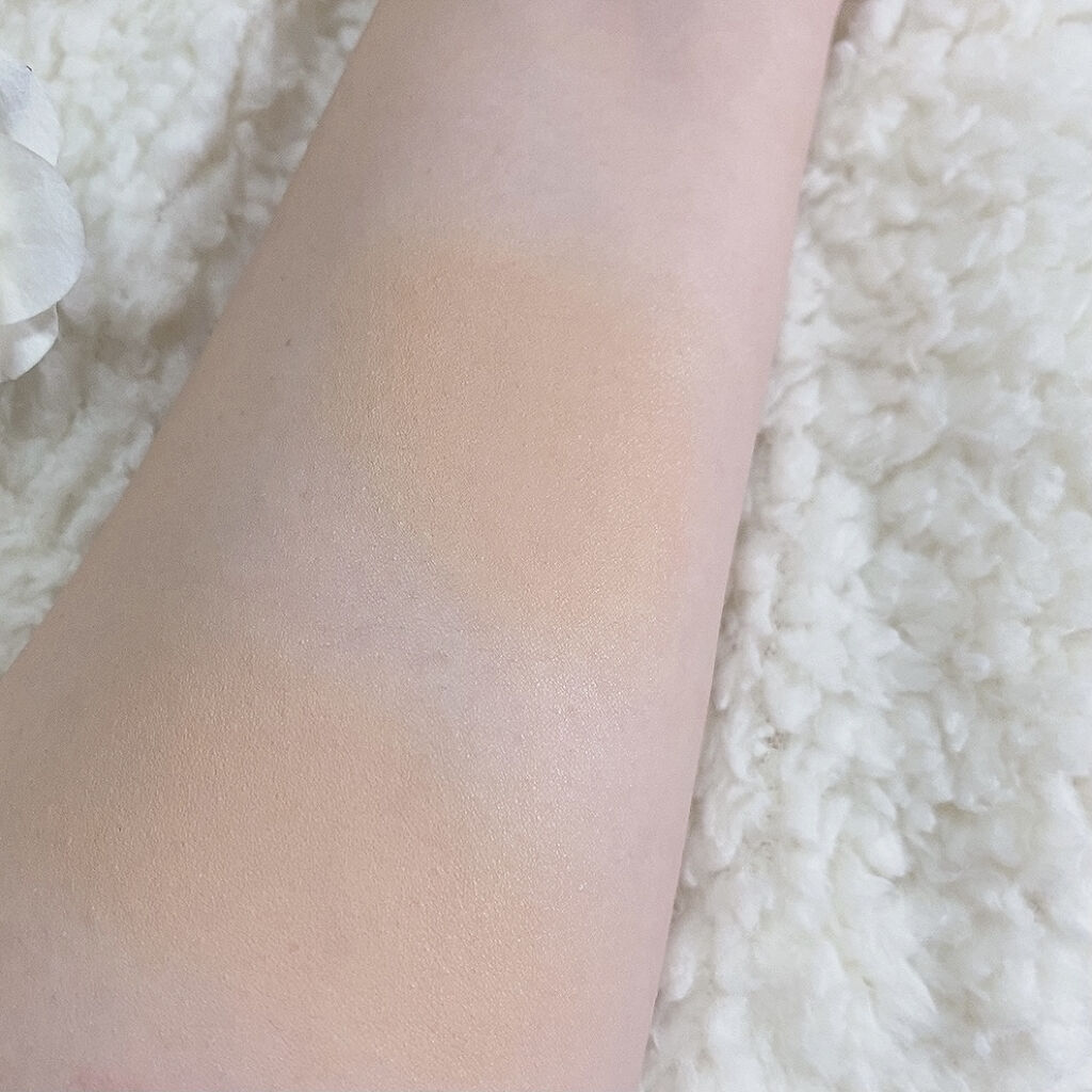 リアルカバーリキッド（ライトグロウ）/KATE/リキッドファンデーションを使ったクチコミ（2枚目）