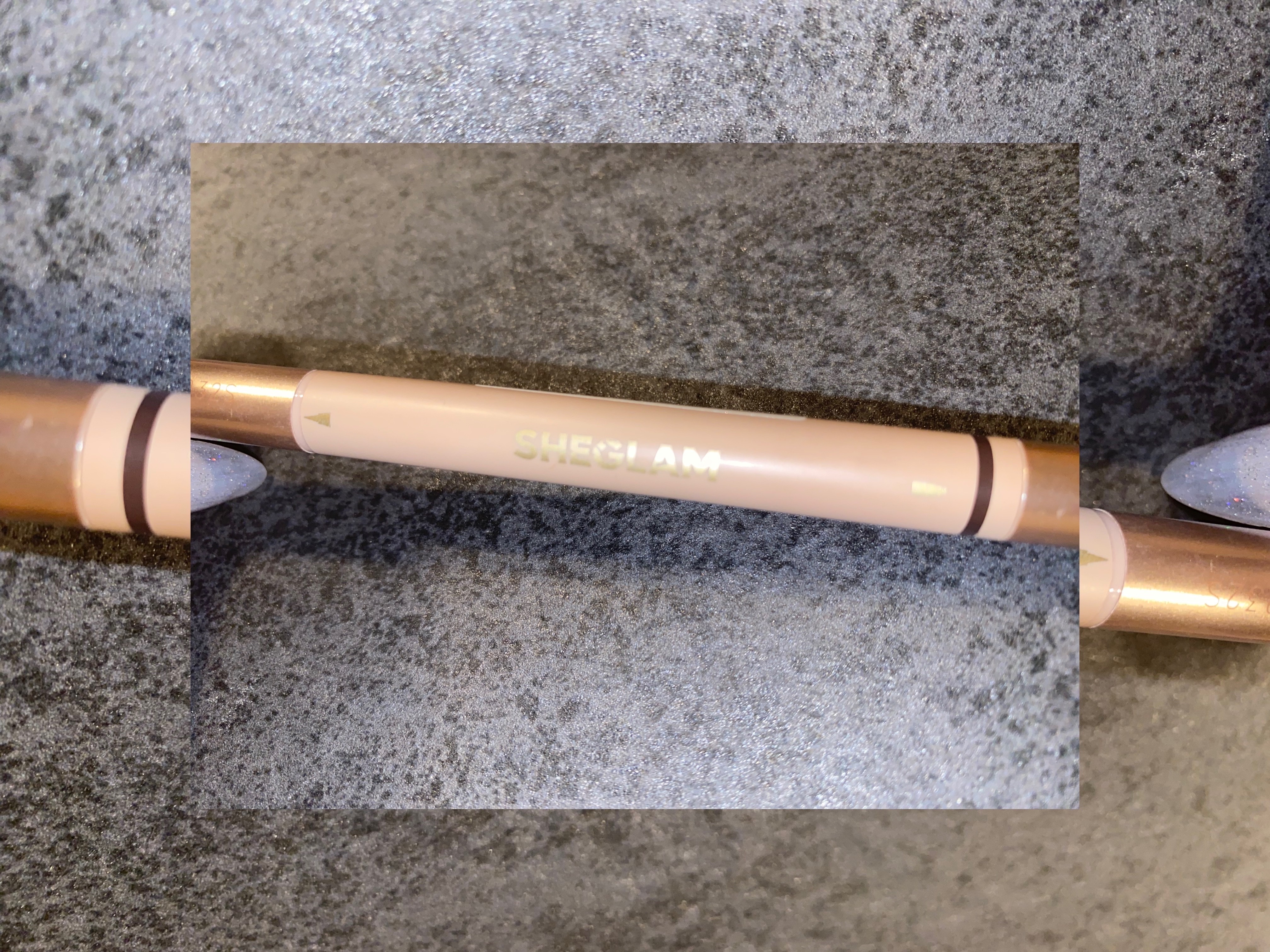 ブロウオンデマンド 2IN1ブロウペンシル チョコレート/SHEGLAM/アイブロウペンシルを使ったクチコミ（1枚目）