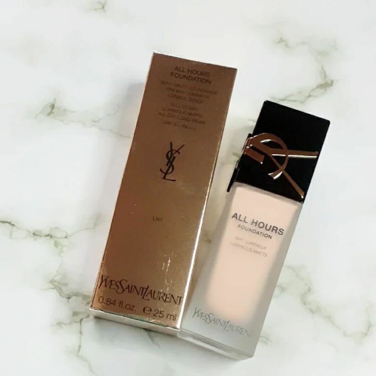 オールアワーズ リキッド LN1/YVES SAINT LAURENT BEAUTE/リキッドファンデーションを使ったクチコミ（1枚目）