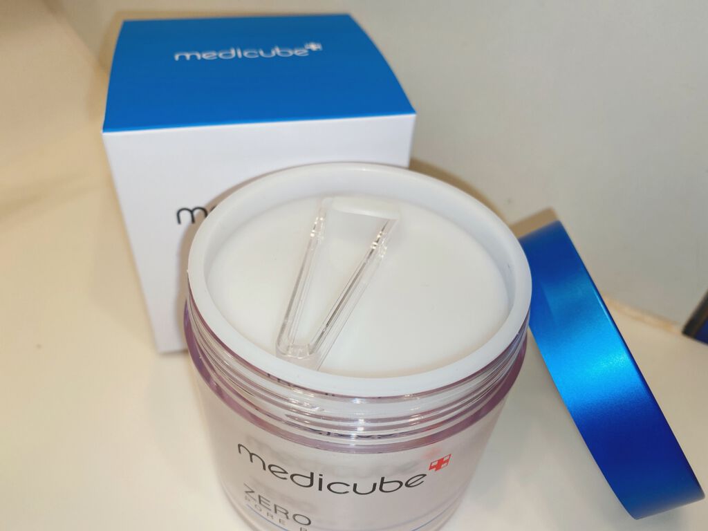 W.H.P ブラックチャコール クレンジングフォーム JEX（80ｍL）/MEDIHEAL/洗顔フォームを使ったクチコミ（3枚目）