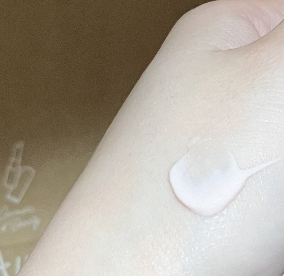 エッセンス スキングロウ プライマー	/SHISEIDO/化粧下地を使ったクチコミ（2枚目）