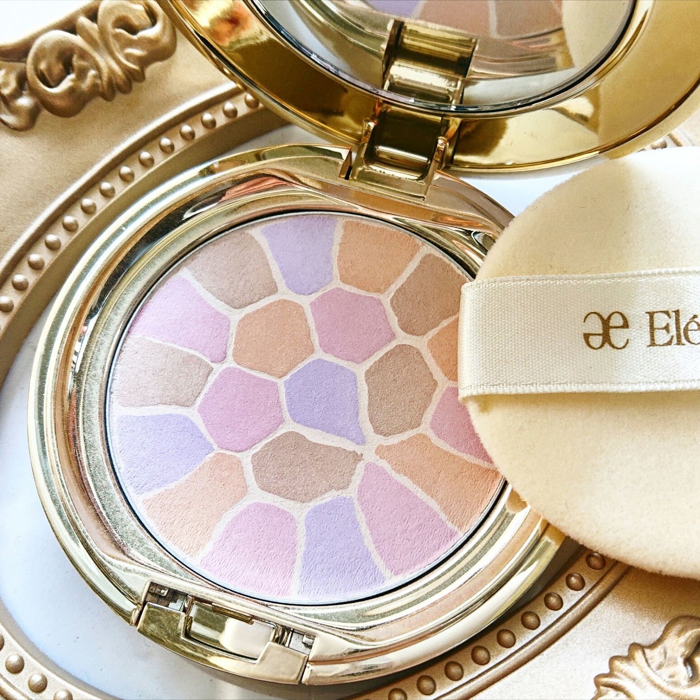 ラ プードル オートニュアンス/Elégance/プレストパウダーを使ったクチコミ(3枚目)