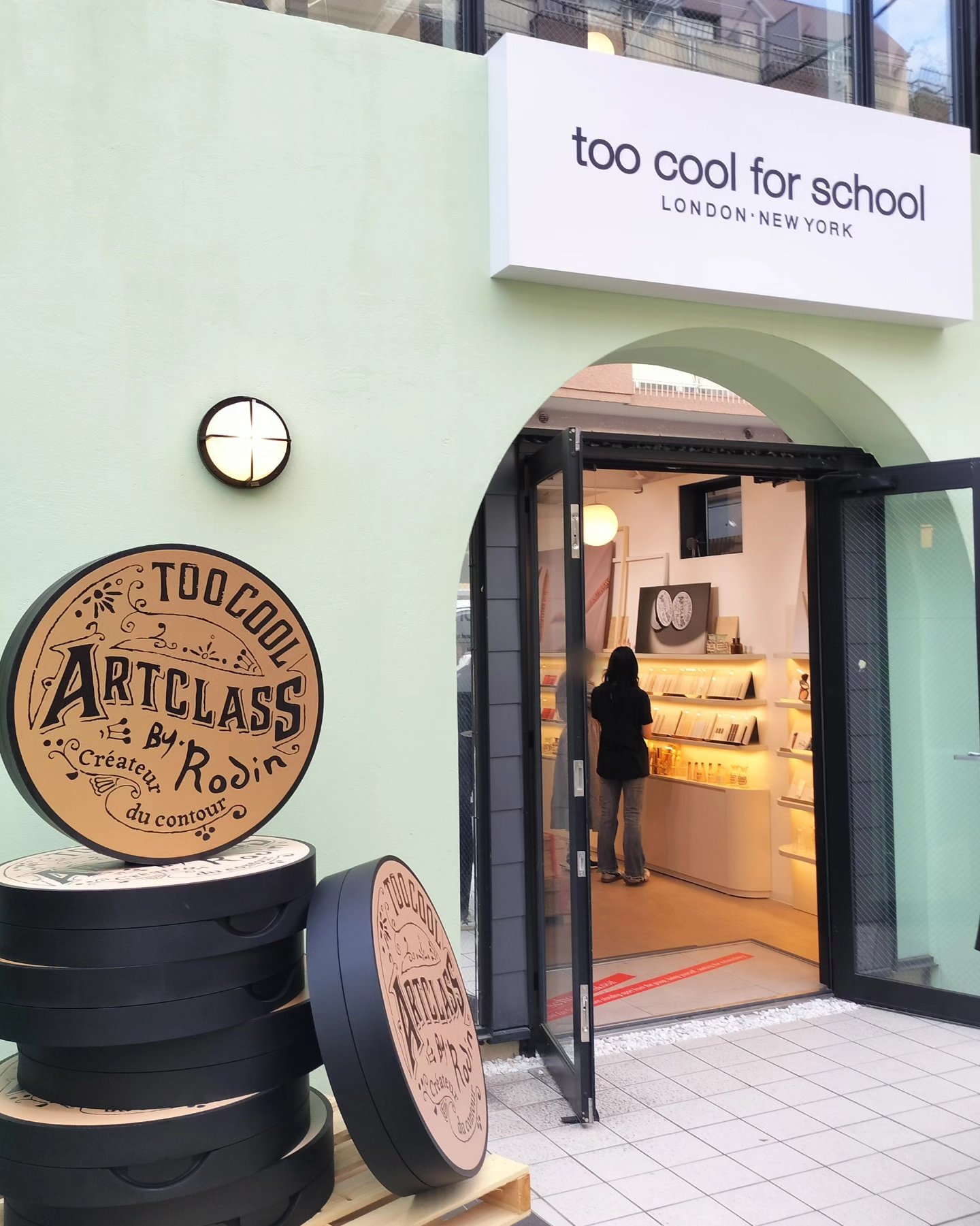 アートクラスバイロダン シェーディング/too cool for school/シェーディングを使ったクチコミ（2枚目）