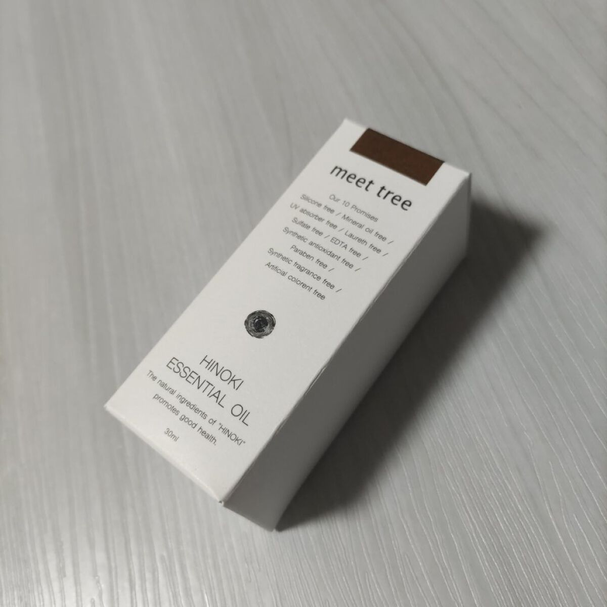 meet tree HINOKI ESSENTIAL OIL