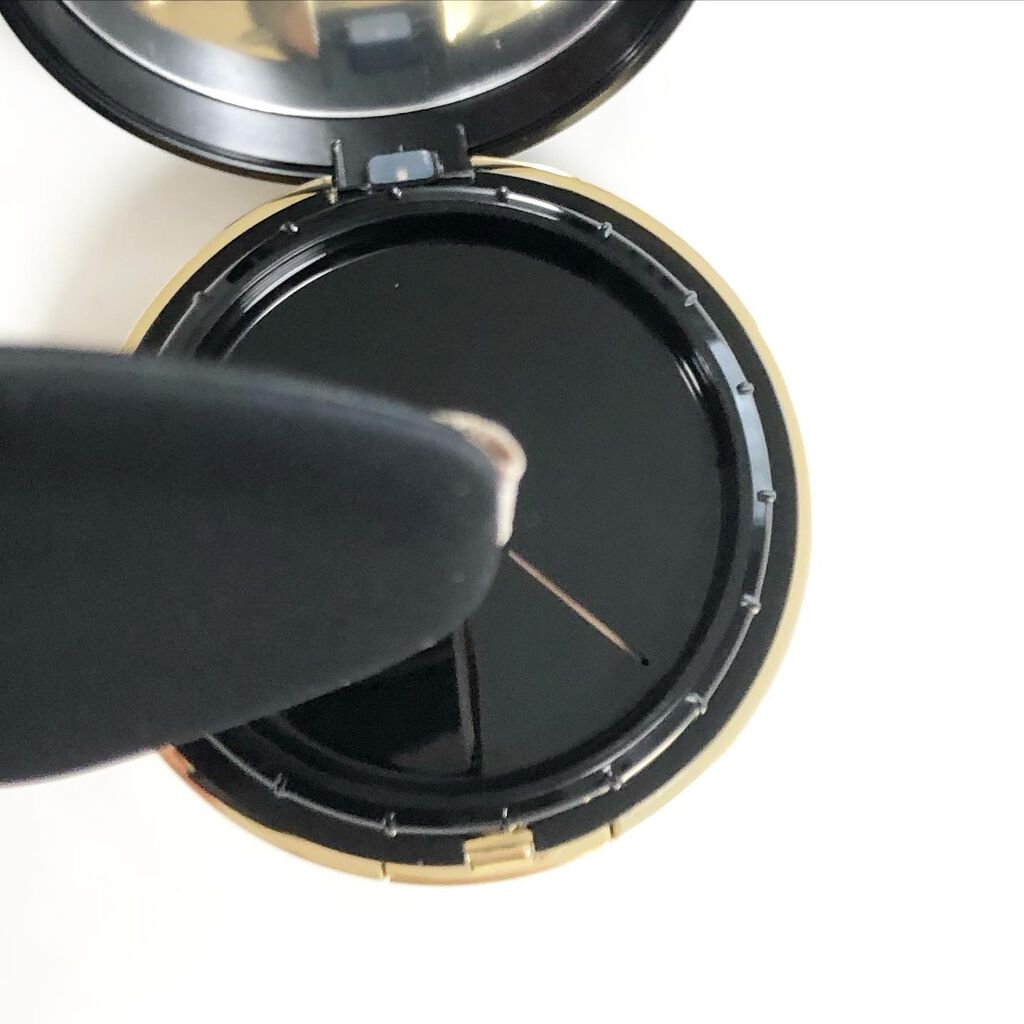 スキンフィットグラインディングセラムカバーパクト/ダルバ/その他ファンデーションを使ったクチコミ（3枚目）