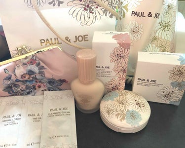 モイスチュアライジング ファンデーション プライマー S/PAUL & JOE BEAUTE/化粧下地を使ったクチコミ（1枚目）