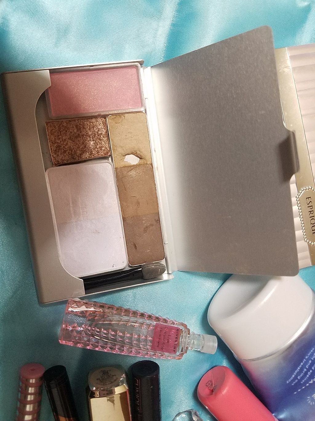 ピュアスキン パクト UV/ESPRIQUE/パウダーファンデーションを使ったクチコミ（2枚目）