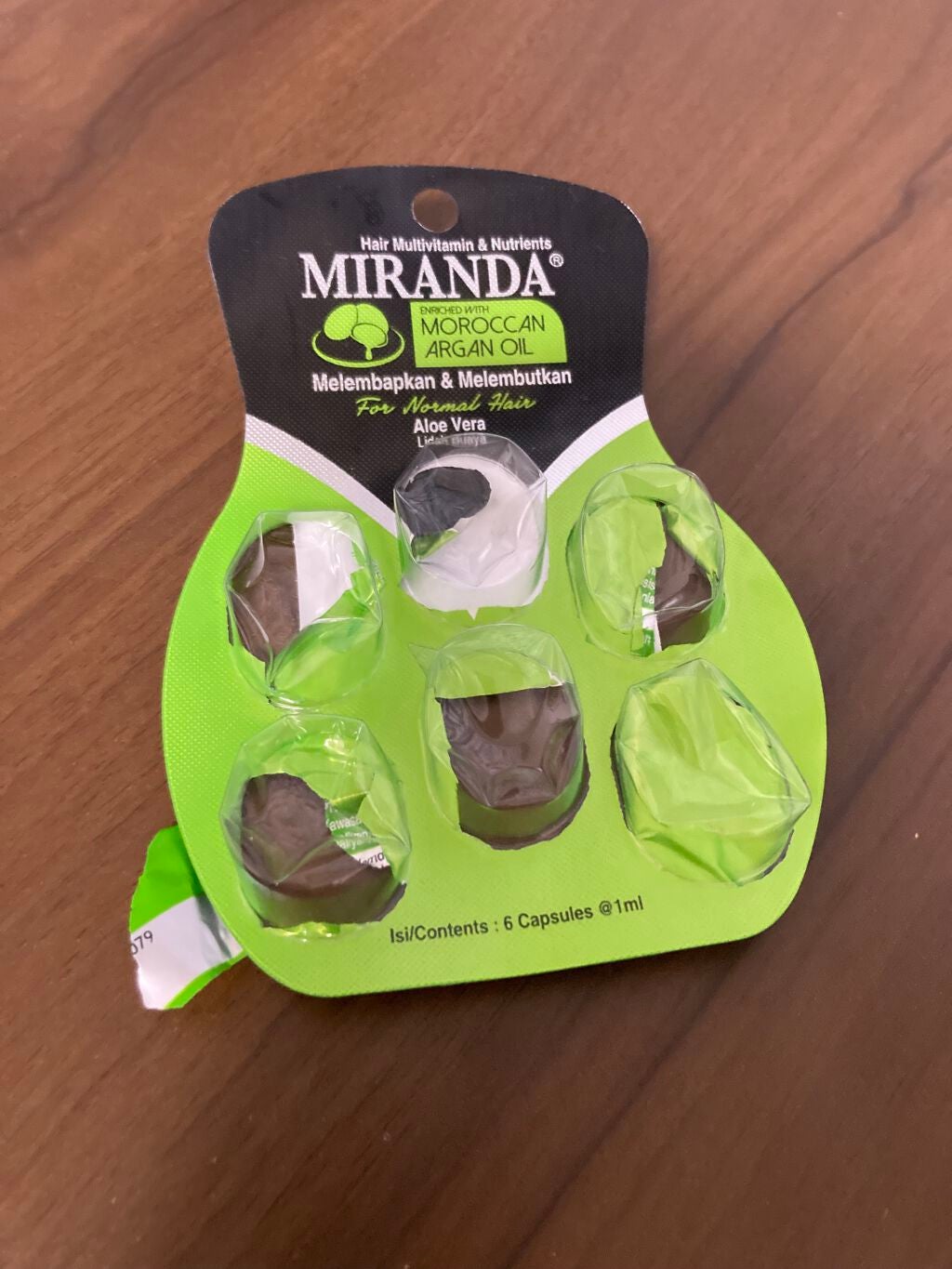 ヘアビタミン モイスチャーヘアオイル/MIRANDA/ヘアオイルを使ったクチコミ(1枚目)