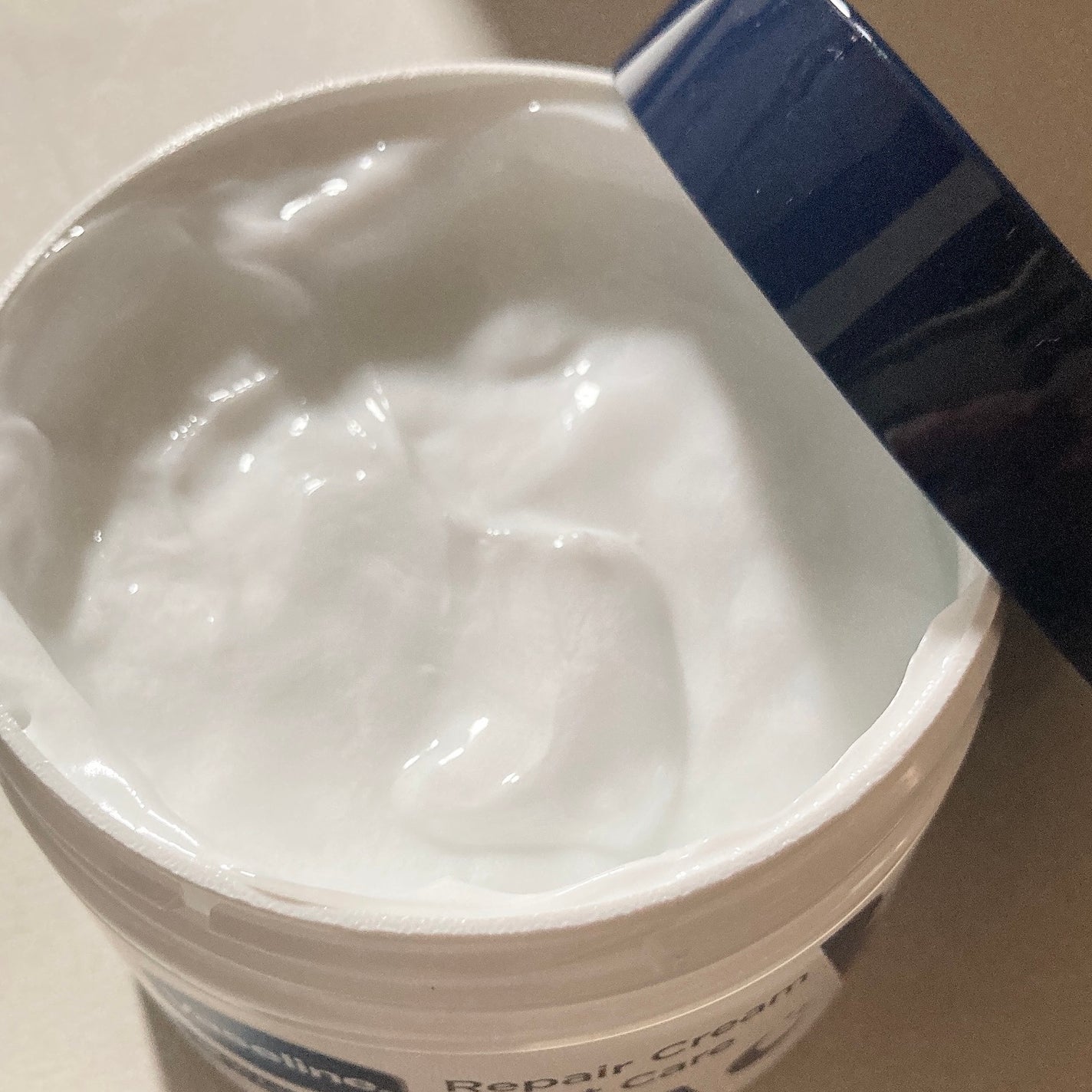 ヴァセリンリペアクリームナイトケア/ヴァセリン/ボディクリームを使ったクチコミ(2枚目)