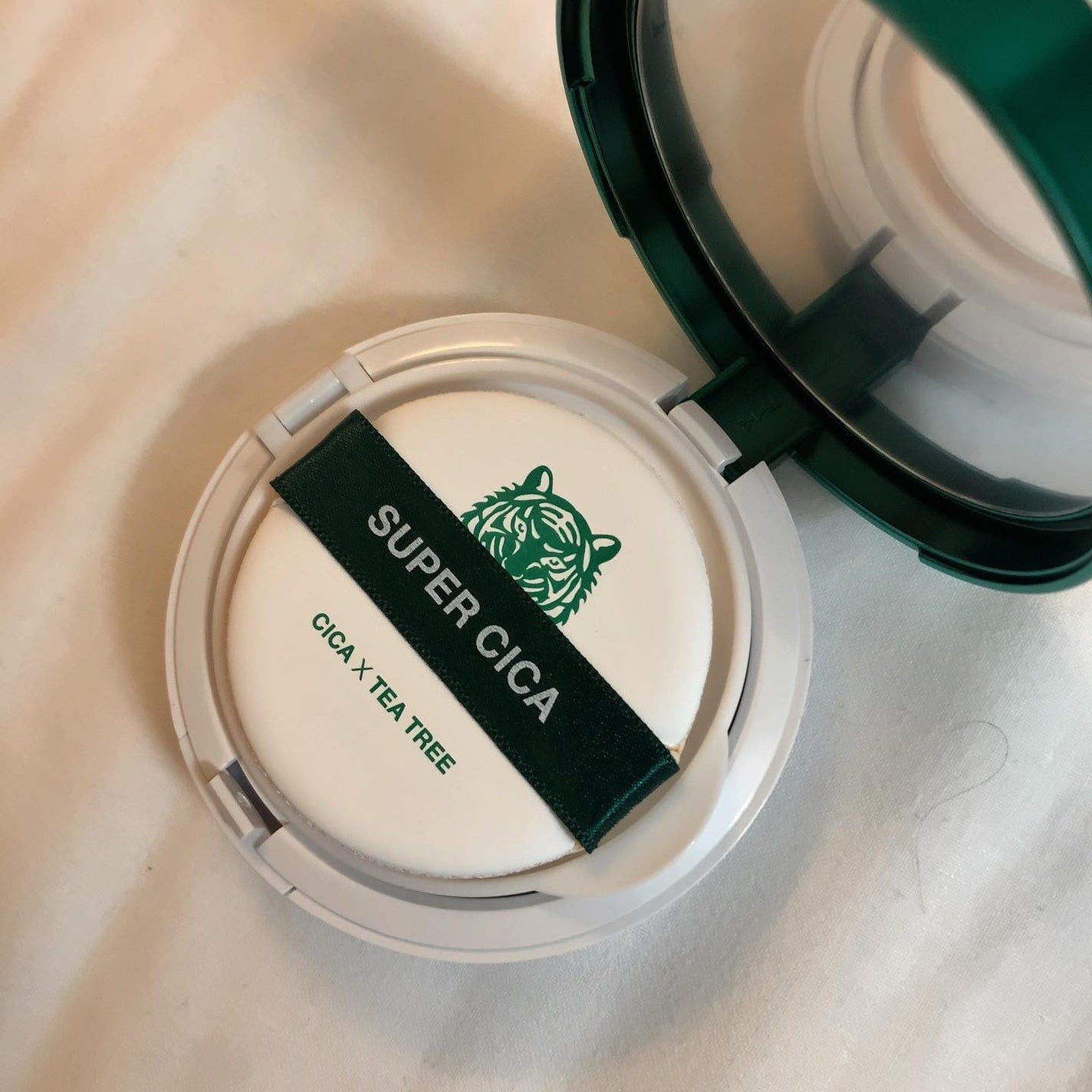 スーパーシカクッション/MEDICUBE/クッションファンデーションを使ったクチコミ(2枚目)