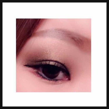 eyeshadow…✏︎
#MAC
ペイントポット インディアンウッド
#CHANEL
レキャトルオンブル304
#bobbibrown
リュクスアイシャドウ　ムーンストーン

eyeliner…✏︎
