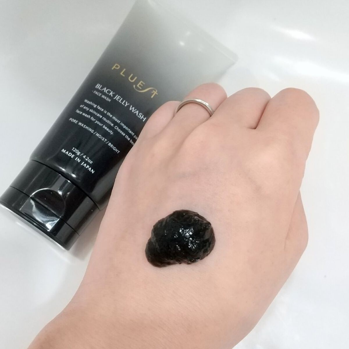 BLACK JELLY WASH（ブラックジェリーウォッシュ）/PLUEST/その他洗顔料を使ったクチコミ（2枚目）