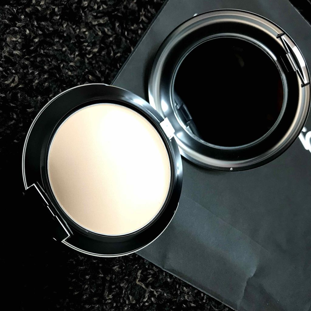 スタジオ パーフェクト SPF15 ファンデーション コンパクト/M・A・C/プレストパウダーを使ったクチコミ（2枚目）