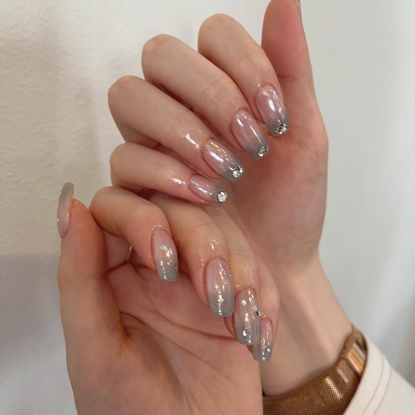 #ジェルネイル,#ワンカラーネイル,#ニュアンスネイル,#うるうるネイル,#ちゅるんネイル,#シンプルネイル,#パーツネイル,#透け感ネイル,#クリアネイル,#ぷっくりネイル,#ちぐはぐネイル,#韓国ネイル,#きらきらネイル,#うるつやネイル,#フレンチガーリーネイル,#ミラーネイル,#ブルーネイル,#グラデーションネイルのネイルデザイン