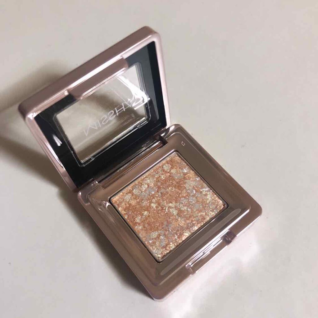グリッタープリズム シャドウ/MISSHA/グリッターを使ったクチコミ（2枚目）