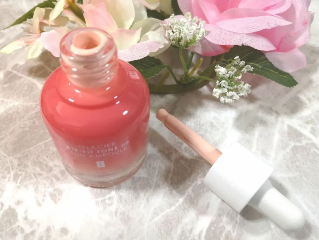 ピルソ グラシアエアフィットトーンアップサンアンプル SPF50 PA+++/feelxo/化粧下地を使ったクチコミ（3枚目）