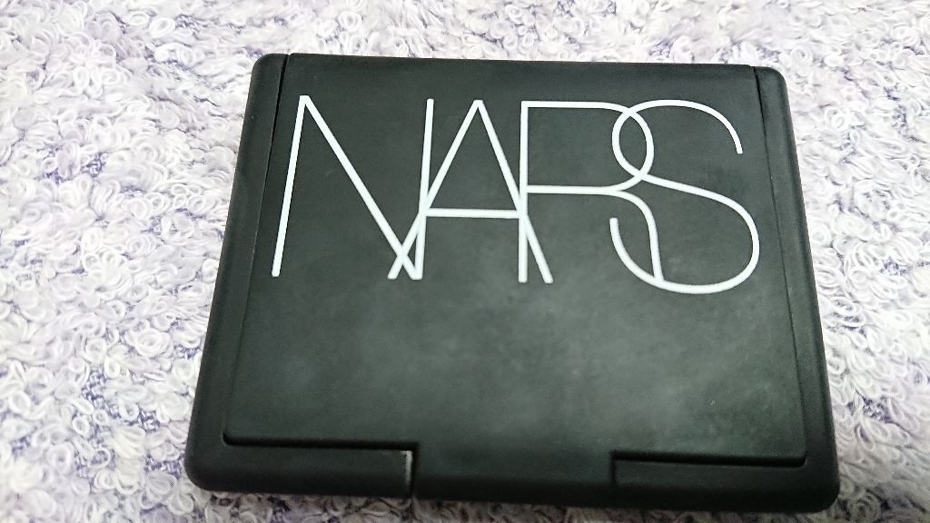 ハイライティングブラッシュパウダー/NARS/プレストパウダーを使ったクチコミ（1枚目）