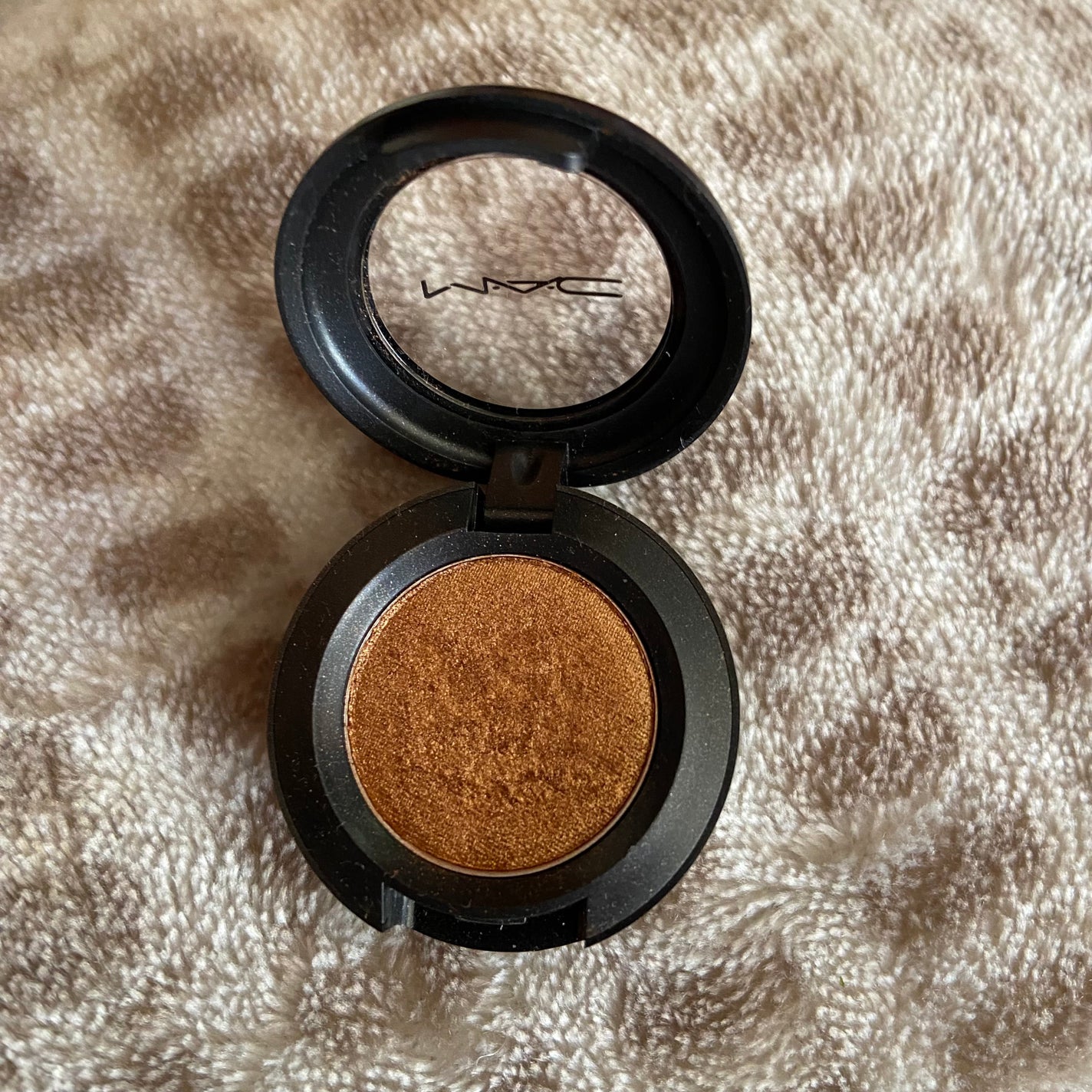 スモール アイシャドウ/M・A・C/単色アイシャドウを使ったクチコミ(1枚目)