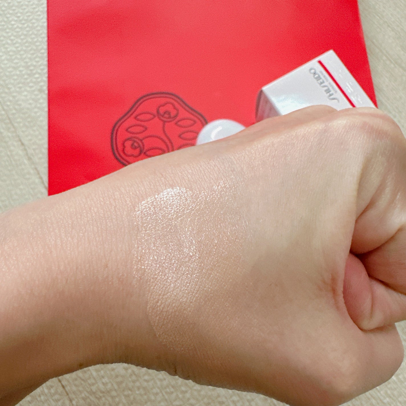 エッセンス スキングロウ ファンデーション/SHISEIDO/リキッドファンデーションを使ったクチコミ(3枚目)