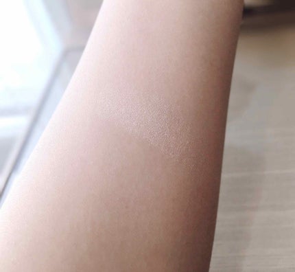 パールグロウハイライト/CEZANNE/パウダーハイライトを使ったクチコミ(2枚目)