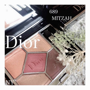 Dior
サンククチュールクール
689 ミッツァ


ポンチョと迷いましたが、
結局こっちに☺️💗笑

発色の良さが抜群だと話題ですよね☺️

本当可愛くて文句なしの発色です😳



赤みブラウンが最