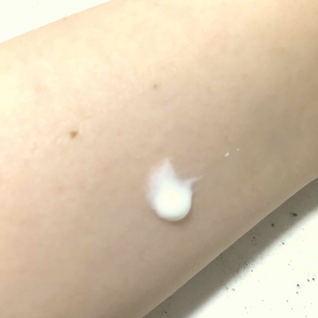 ホワイトニングUV ジェル n/アネッサ/日焼け止め・UVケアを使ったクチコミ（3枚目）