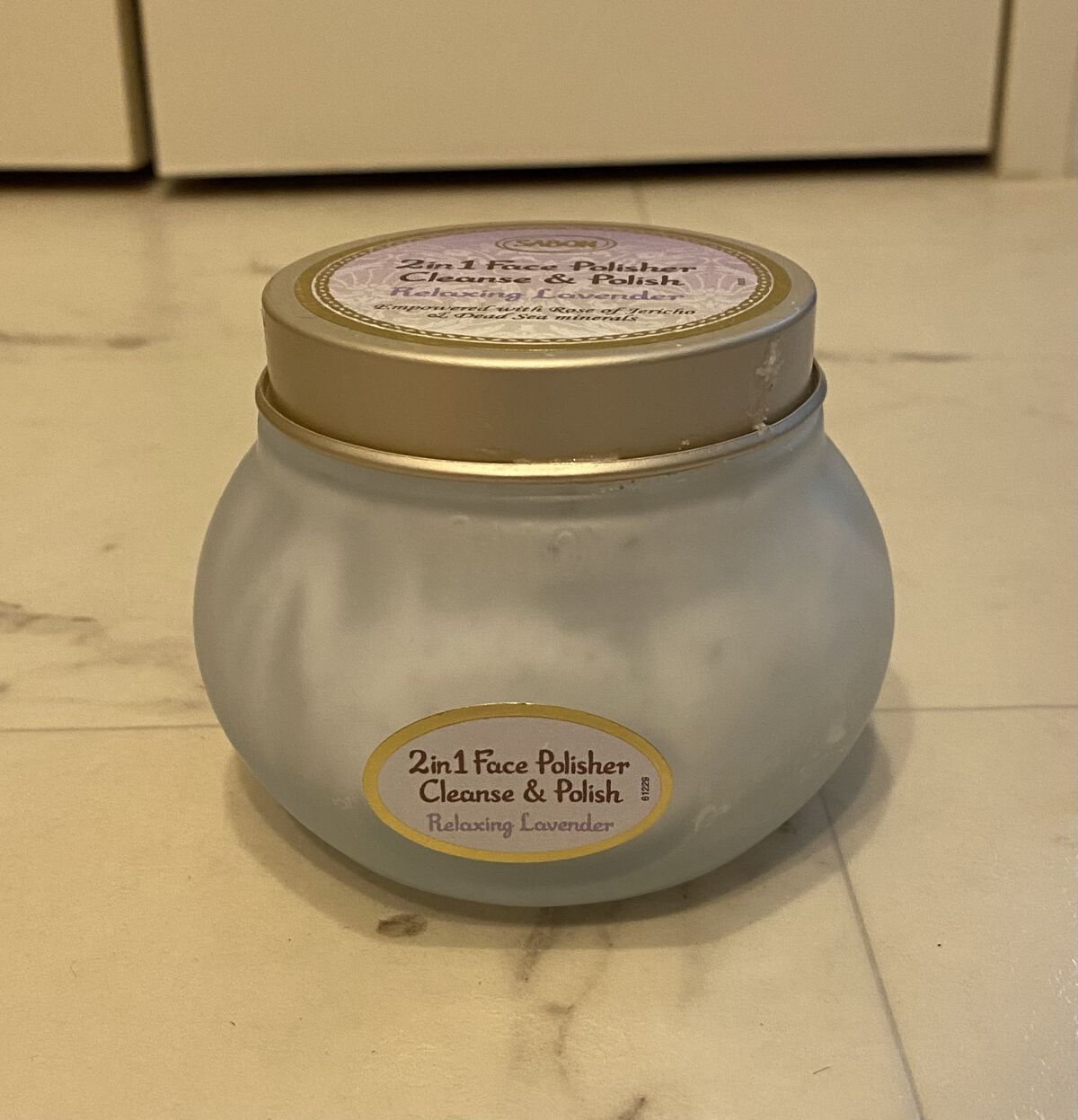 フェイスポリッシャー リラクシング(ラベンダー)/SABON/スクラブ・ゴマージュを使ったクチコミ（1枚目）