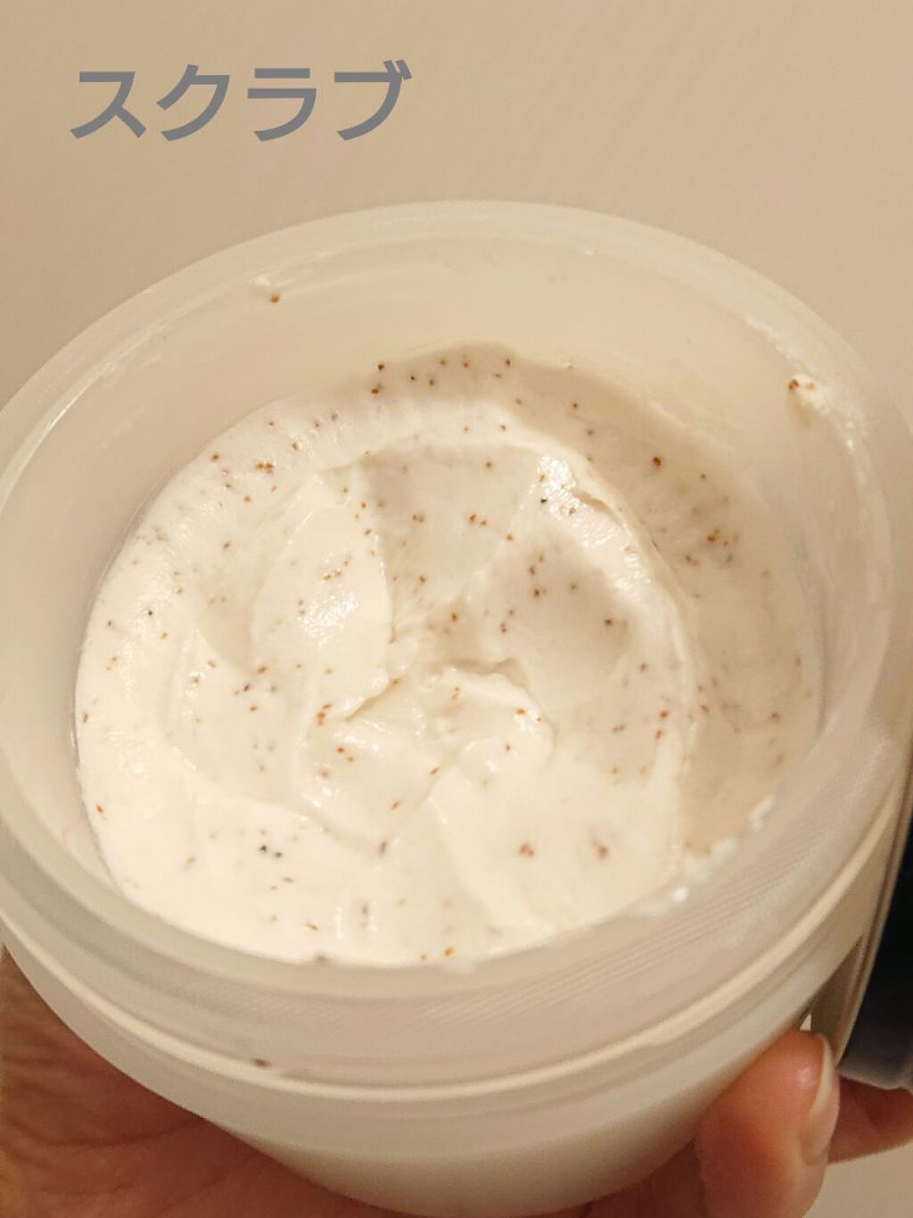 スノーシア ボディクリーム 200ml/L'OCCITANE/ボディクリームを使ったクチコミ（3枚目）