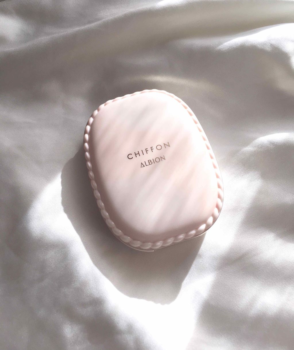 アルビオン スウィート モイスチュア シフォン/ALBION/パウダーファンデーションを使ったクチコミ（1枚目）