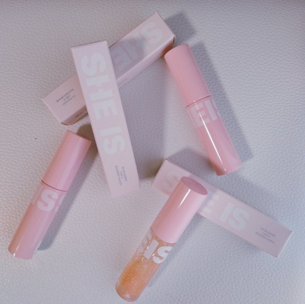 フラッフィリップティント/BLESSED MOON/リップティントを使ったクチコミ(1枚目)