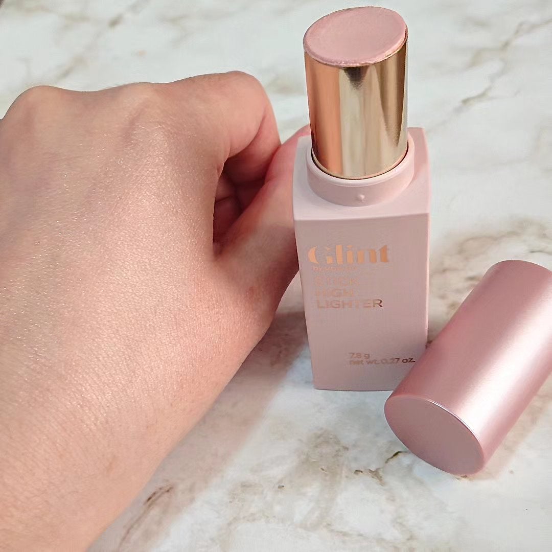 スティックハイライター/Glint/スティックハイライトを使ったクチコミ(1枚目)