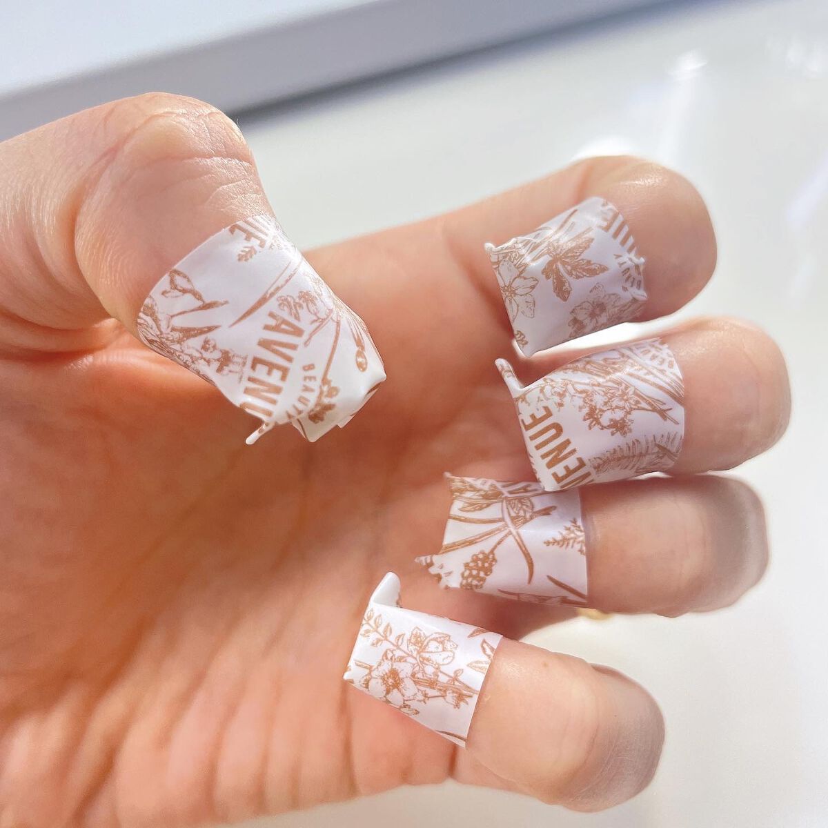 リアルジェルネイルシール/BEAUTY AVENUE/ネイルシールを使ったクチコミ(8枚目)